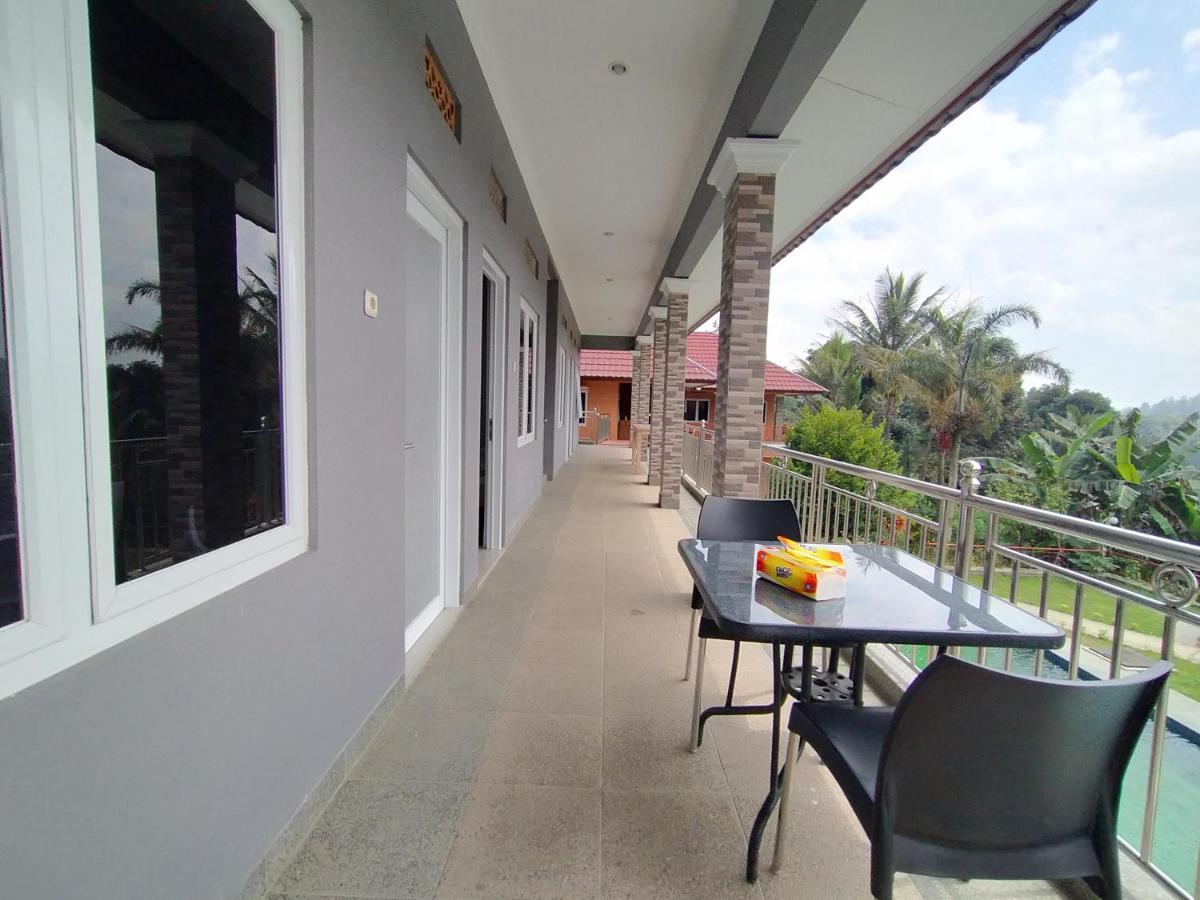 Villa Batu Tua Puncak Mitra Reddoorz Bogor Buitenkant foto