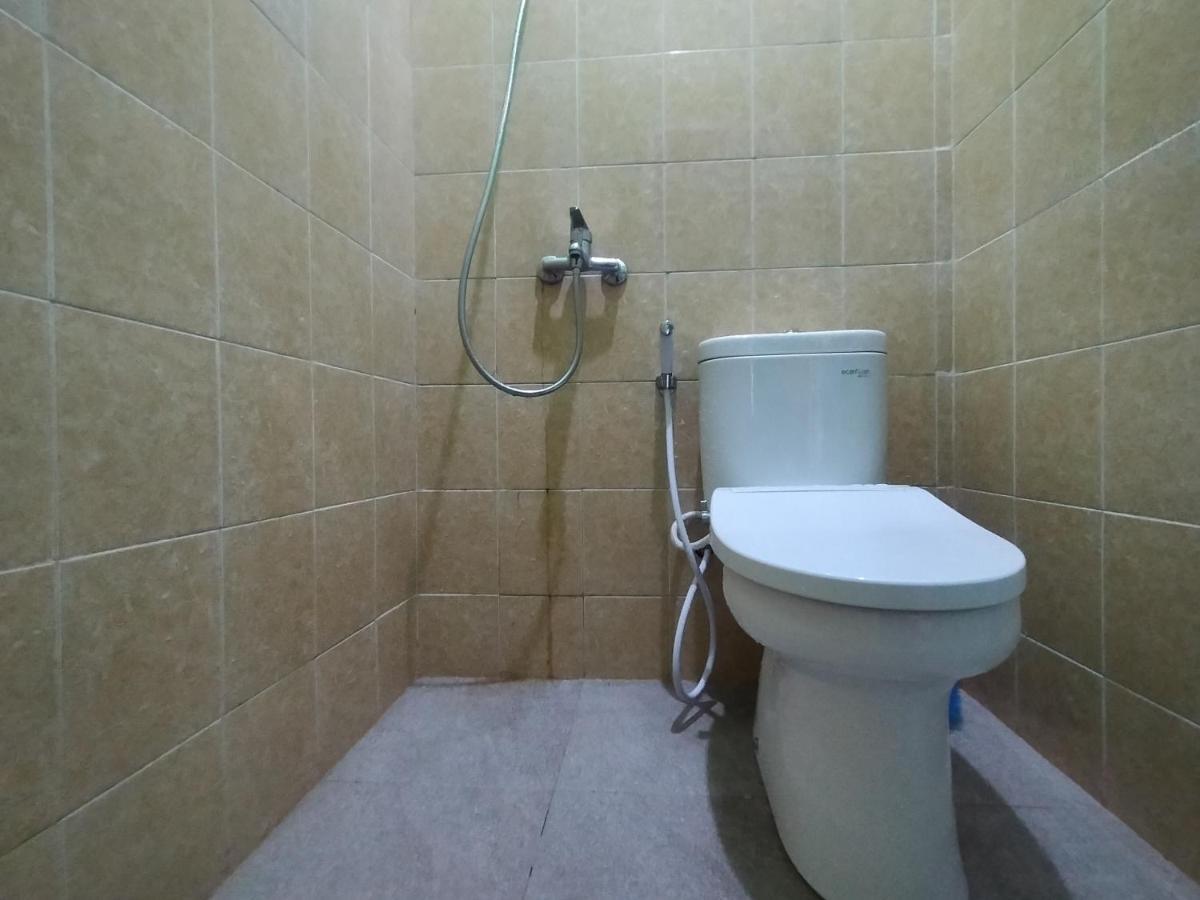 Villa Batu Tua Puncak Mitra Reddoorz Bogor Buitenkant foto
