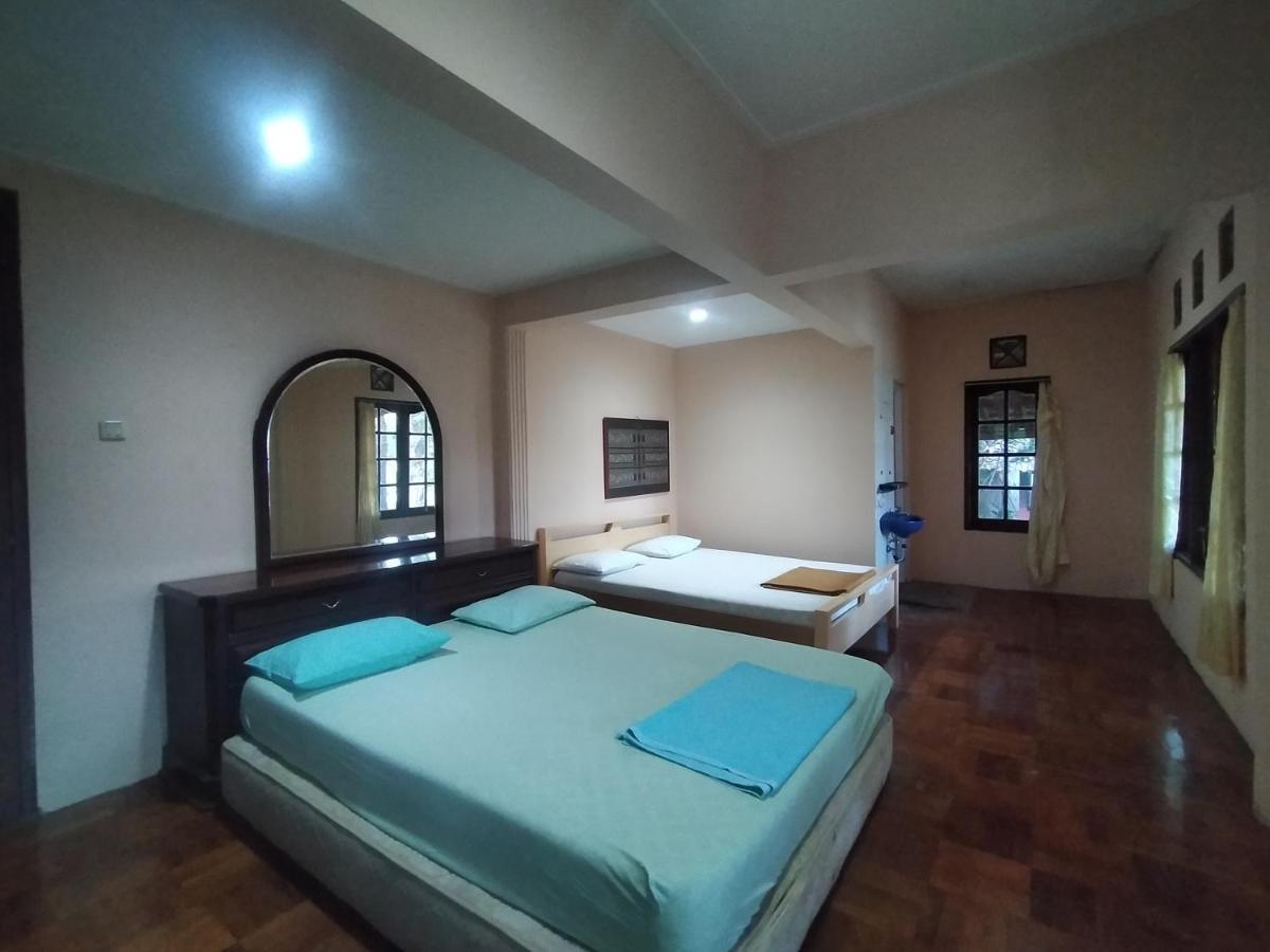 Villa Batu Tua Puncak Mitra Reddoorz Bogor Buitenkant foto